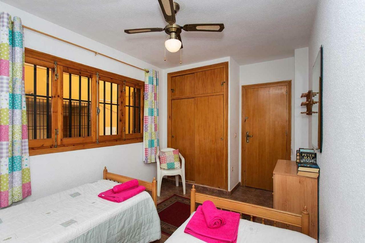 Ch Vista Alegre Rocio Del Mar Lägenhet Torrevieja Exteriör bild
